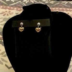 ❤️NEW 14kt gold drop pierced earrings.The bead that is hung from is St.Silver.